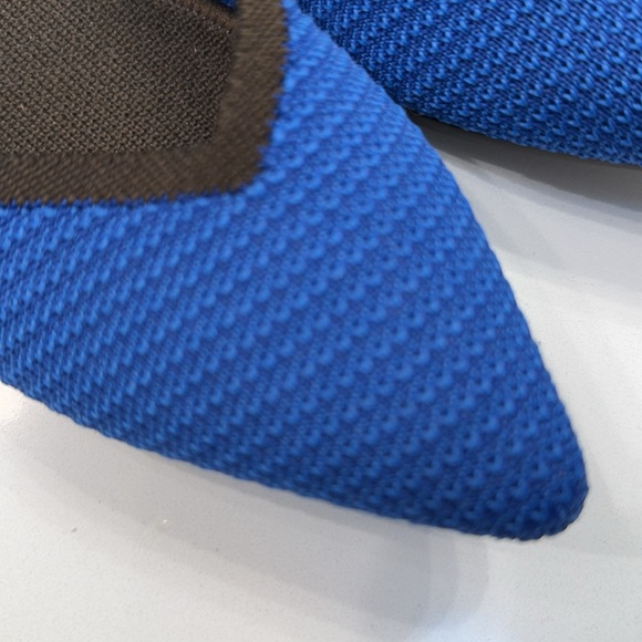 Rothy’s the point size 10 - Picture 2 of 4